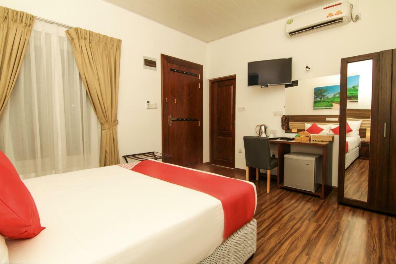 Clove Transit Hotel Kotugoda Ngoại thất bức ảnh