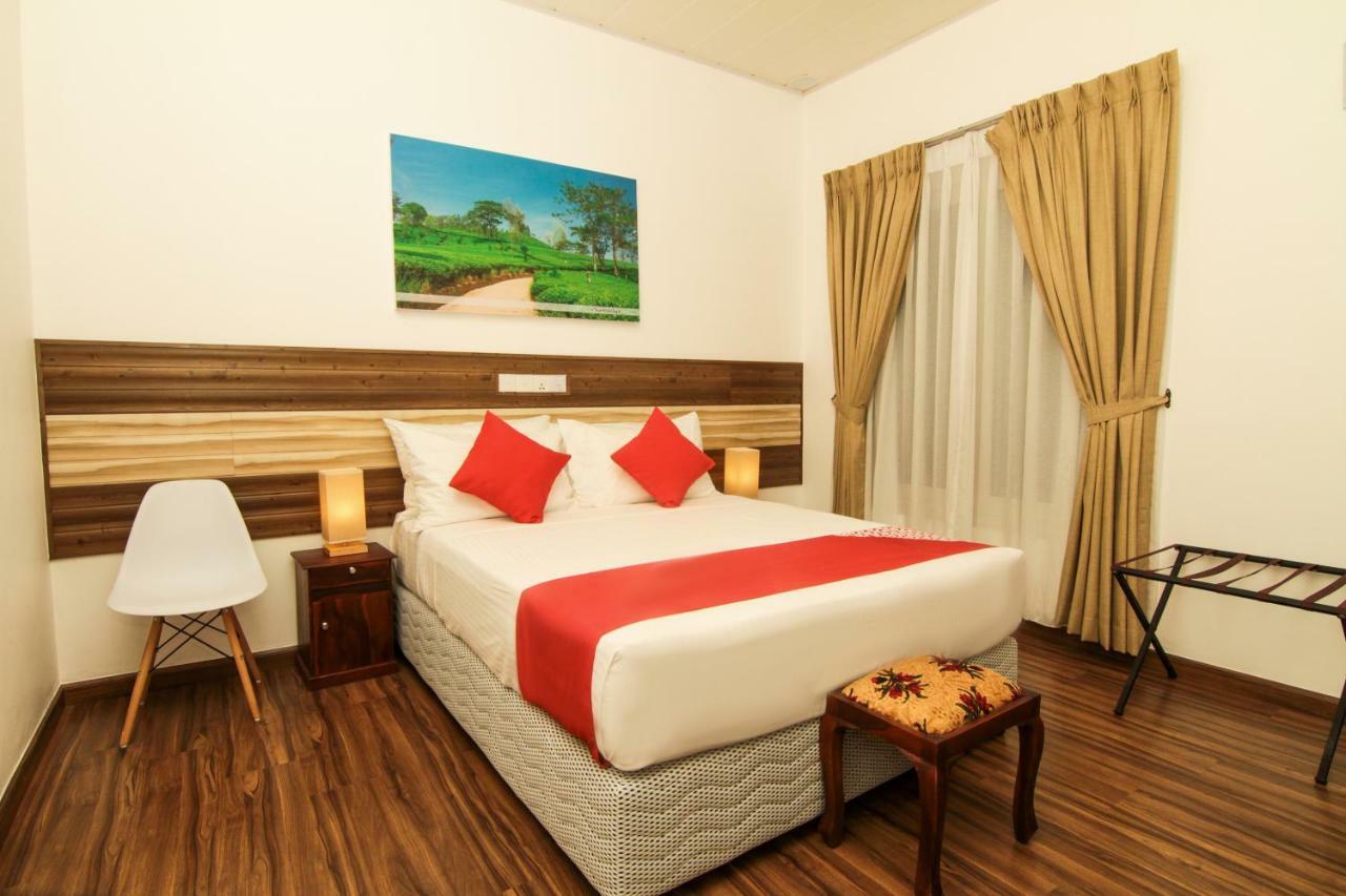Clove Transit Hotel Kotugoda Ngoại thất bức ảnh