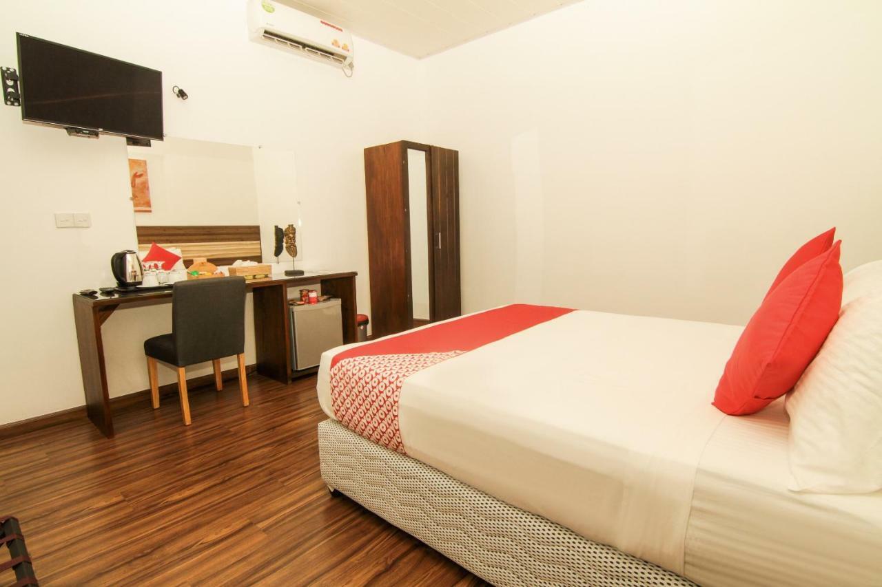 Clove Transit Hotel Kotugoda Ngoại thất bức ảnh
