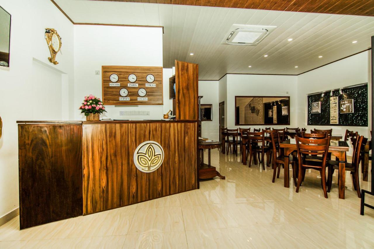 Clove Transit Hotel Kotugoda Ngoại thất bức ảnh